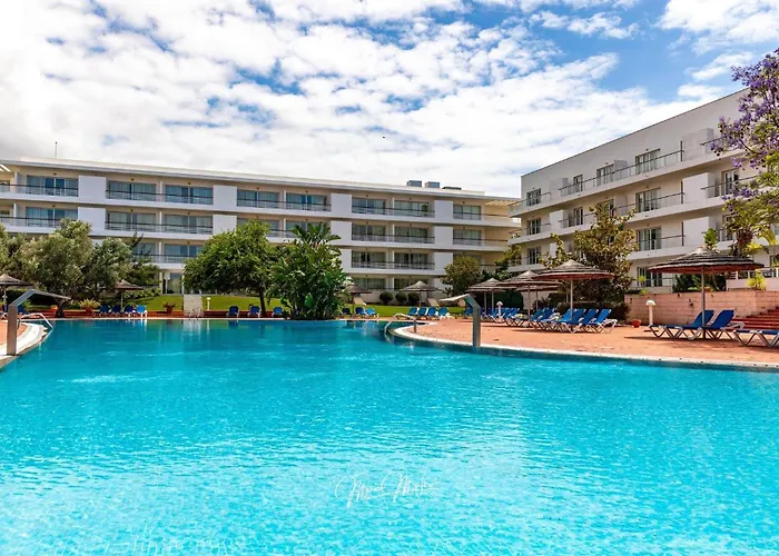 Lucky Star Marina Apartment, With Pool