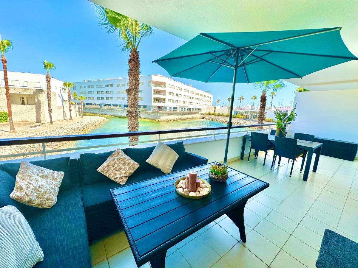 Lucky Star Marina Apartment, With Pool Apartment