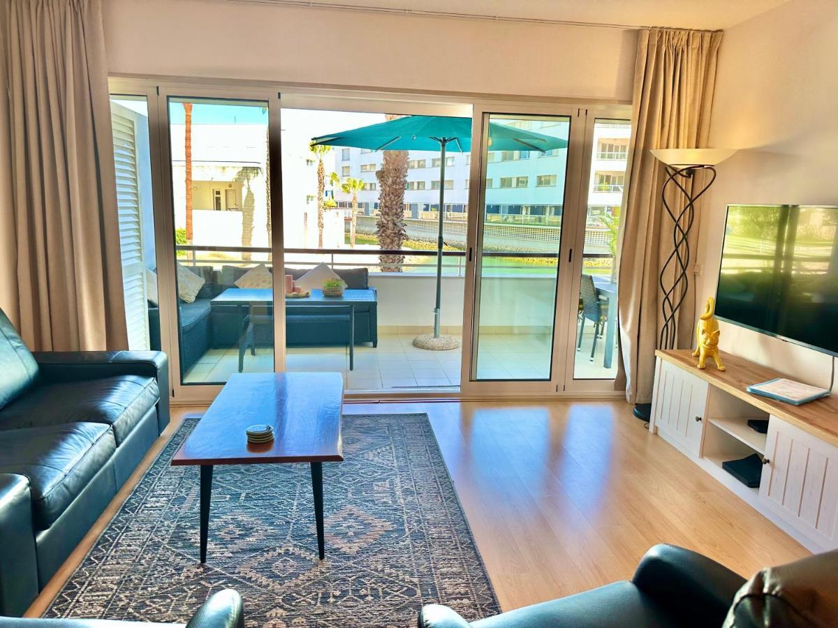 Lucky Star Marina Apartment, With Pool *